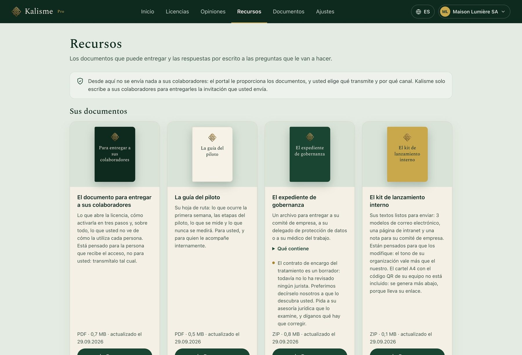 La pestaña Recursos del portal: los cuatro documentos para entregar y mensajes listos para sus equipos.